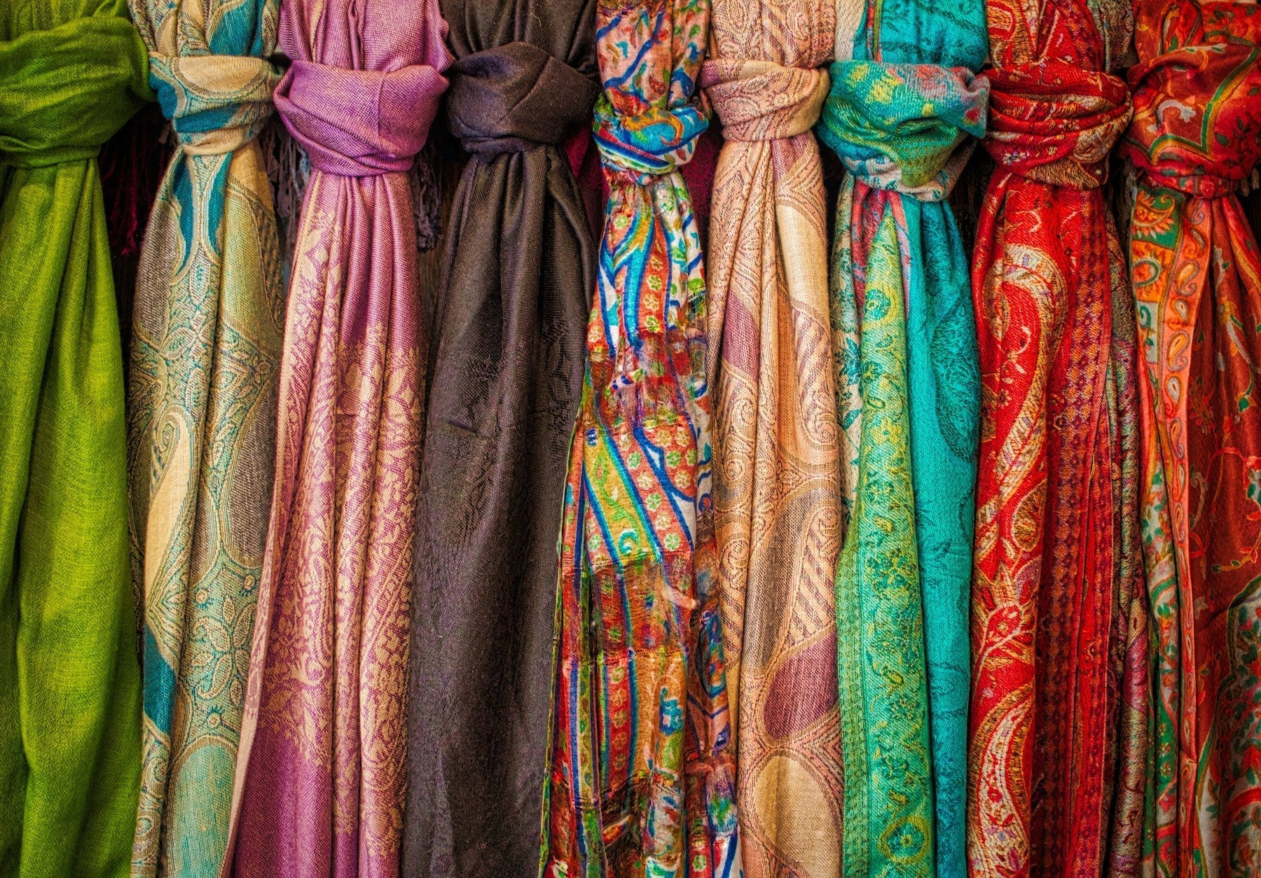The History of Silk: From Ancient China to Modern Luxury