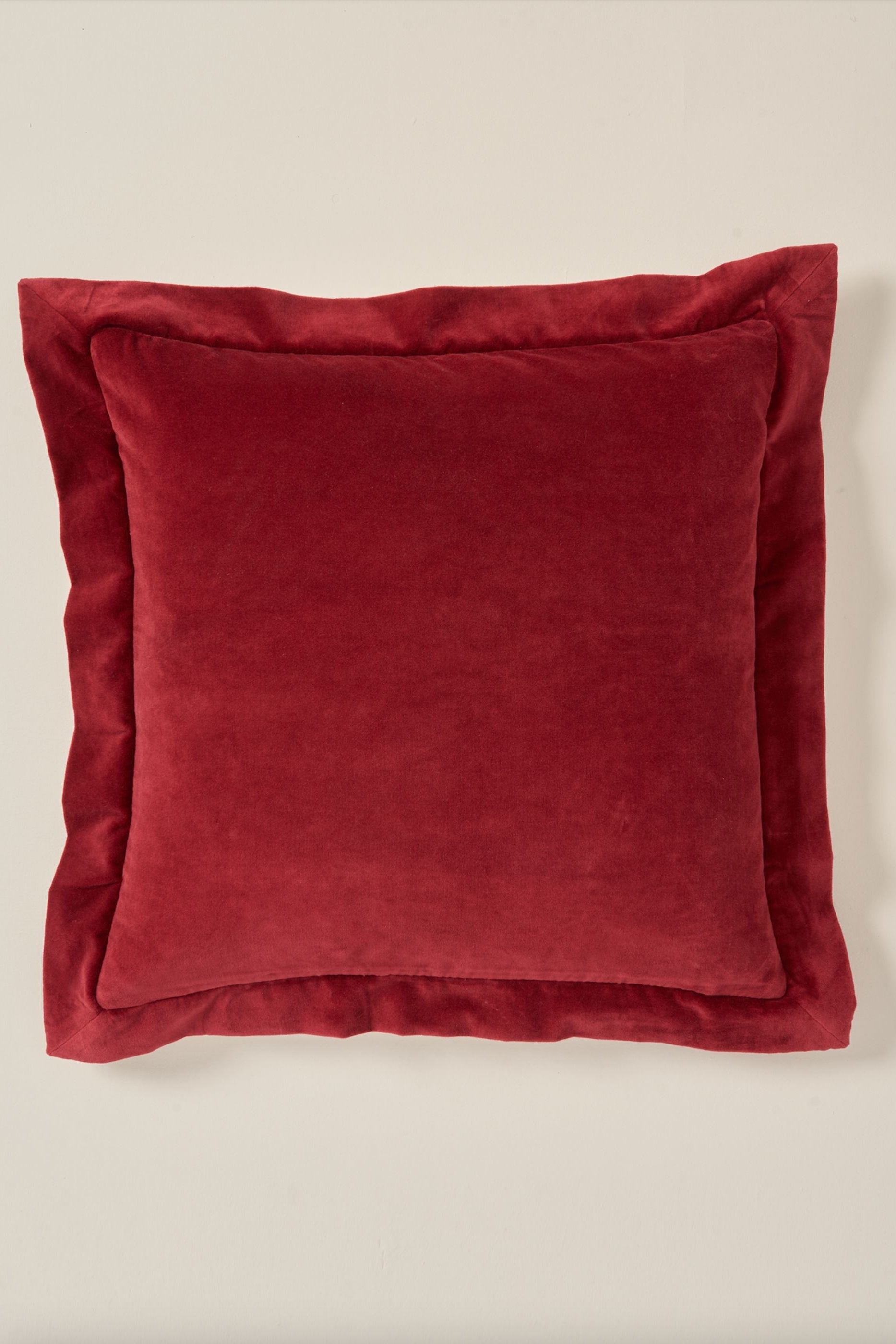 Truly Lifestyle Red Velvet Flange Square Cushions
