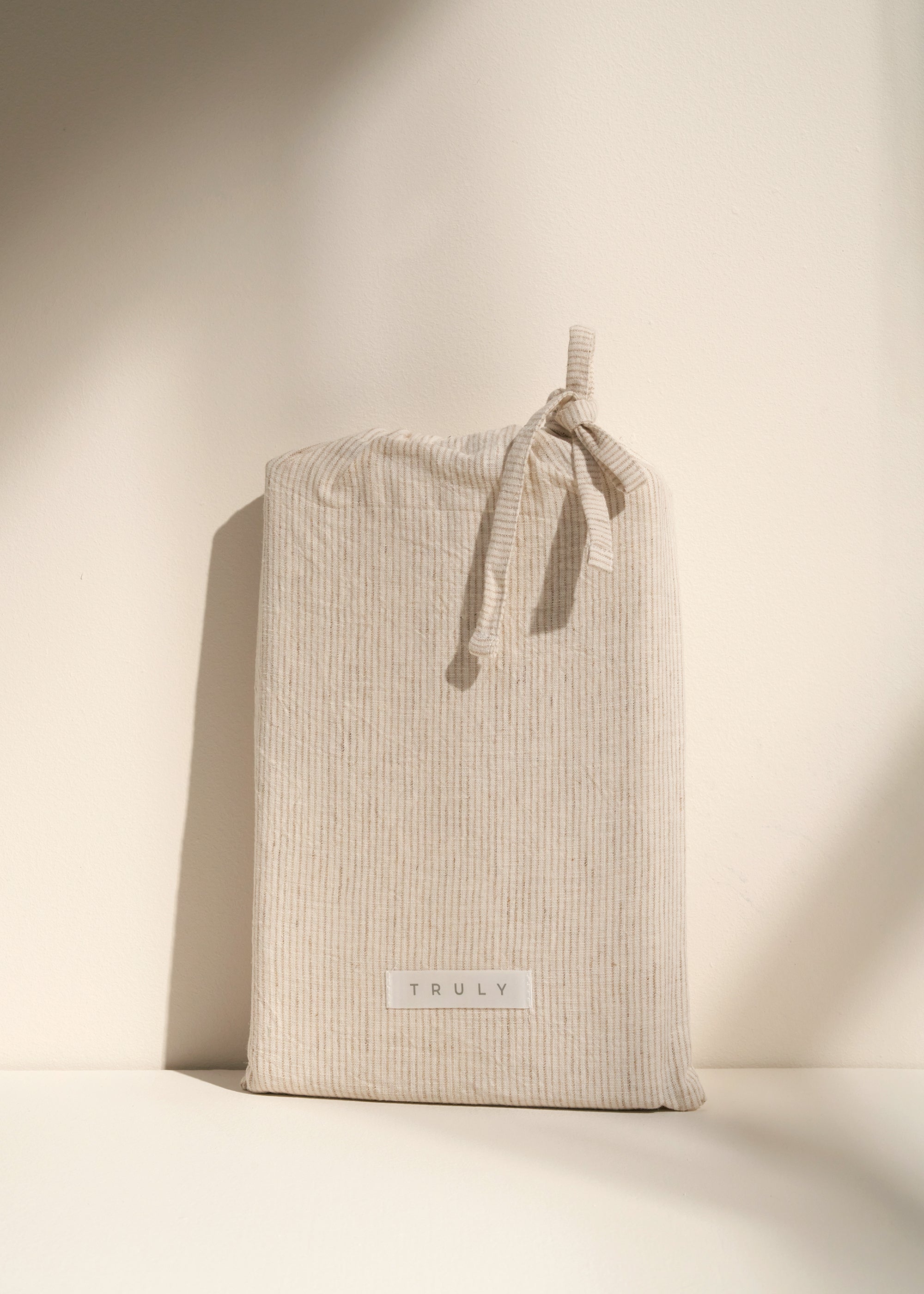 TRULY LIFESTYLE OXFORD STRIPED PILLOWCASE IN DUSTBAG