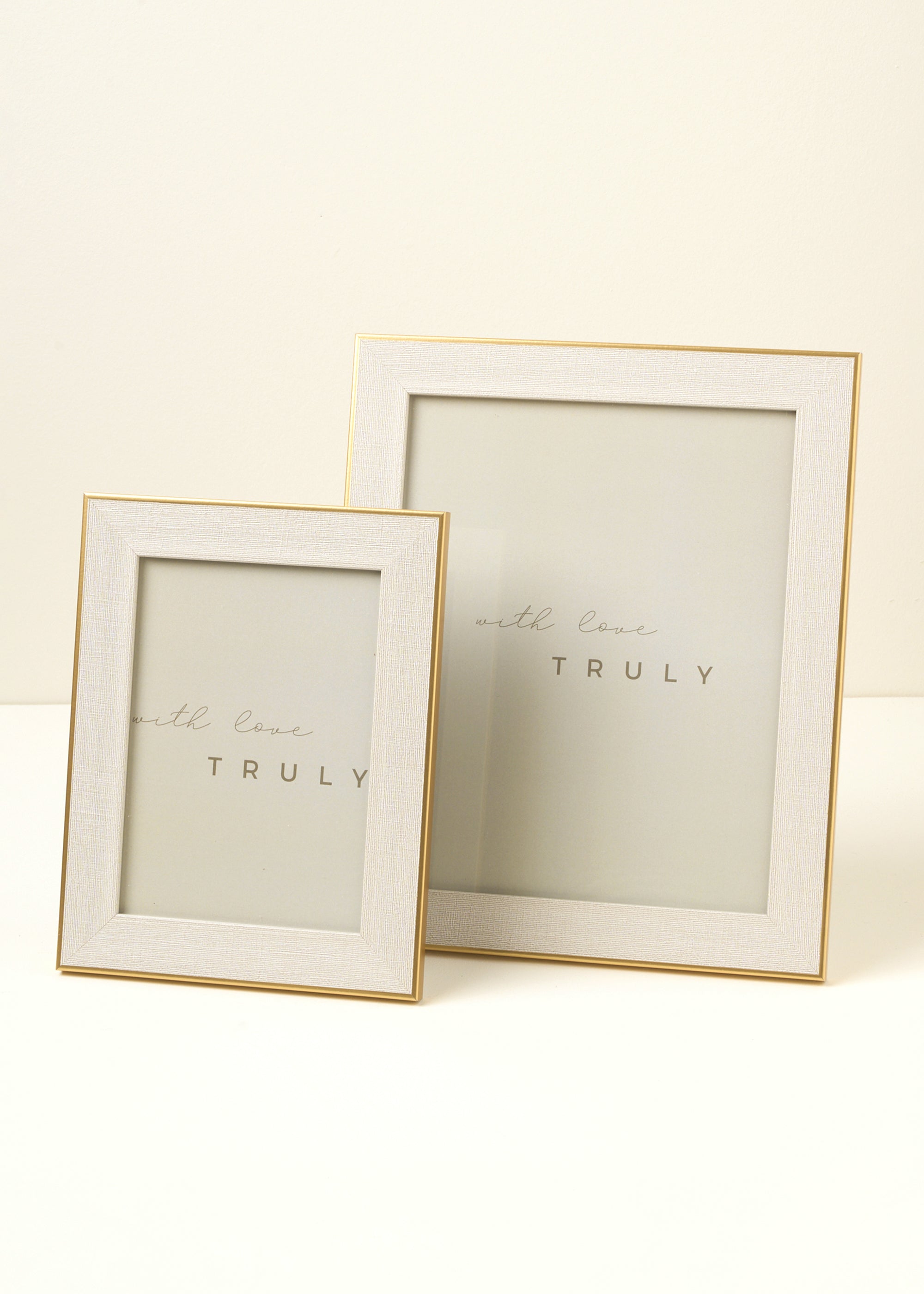 TRULY LIFESTYLE PHOTOFRAMES WITH GOLD EDGES IN TWO SIZES