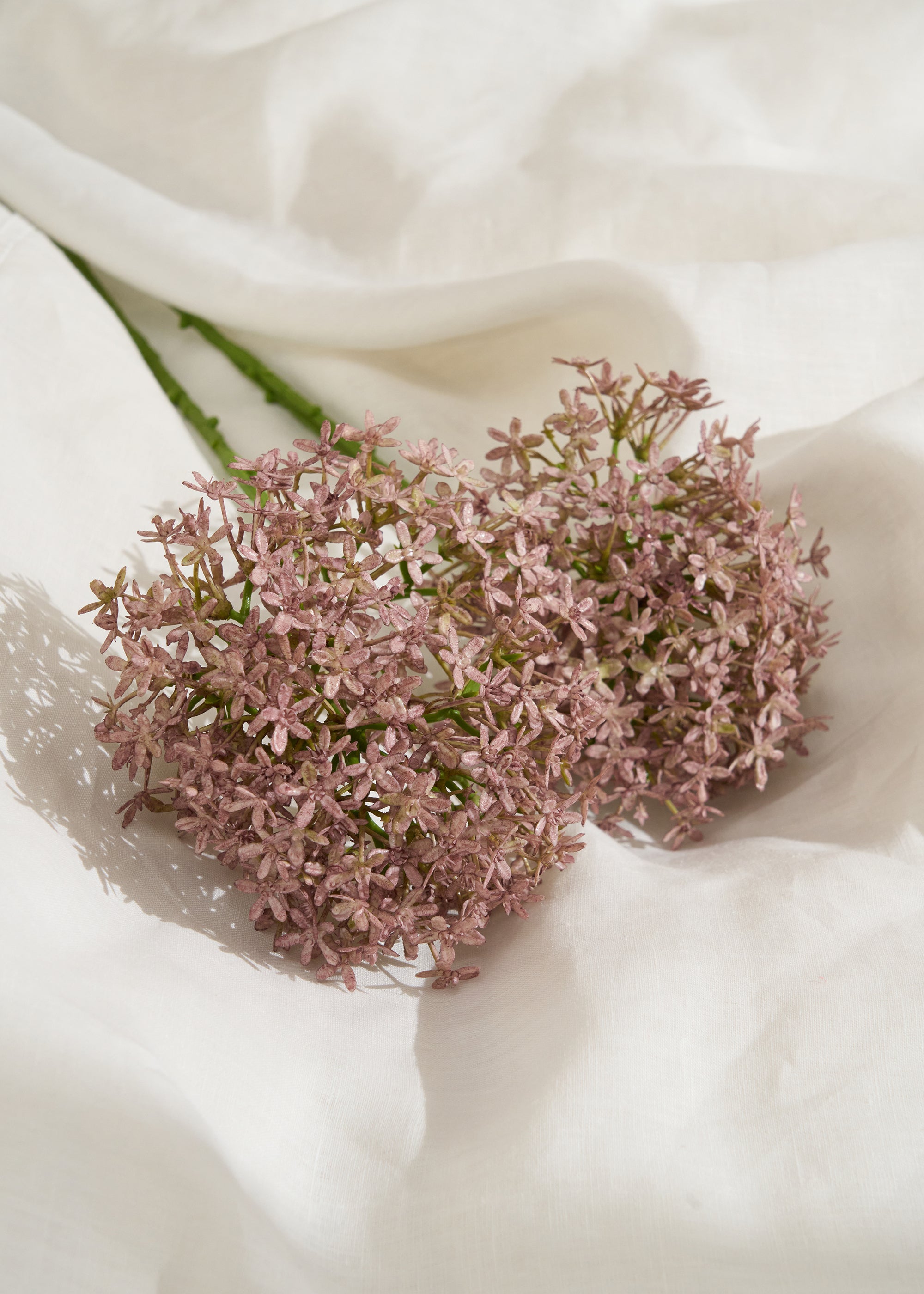 Truly Lifestyle Pair of Faux Lilac Hydrangea On Linen