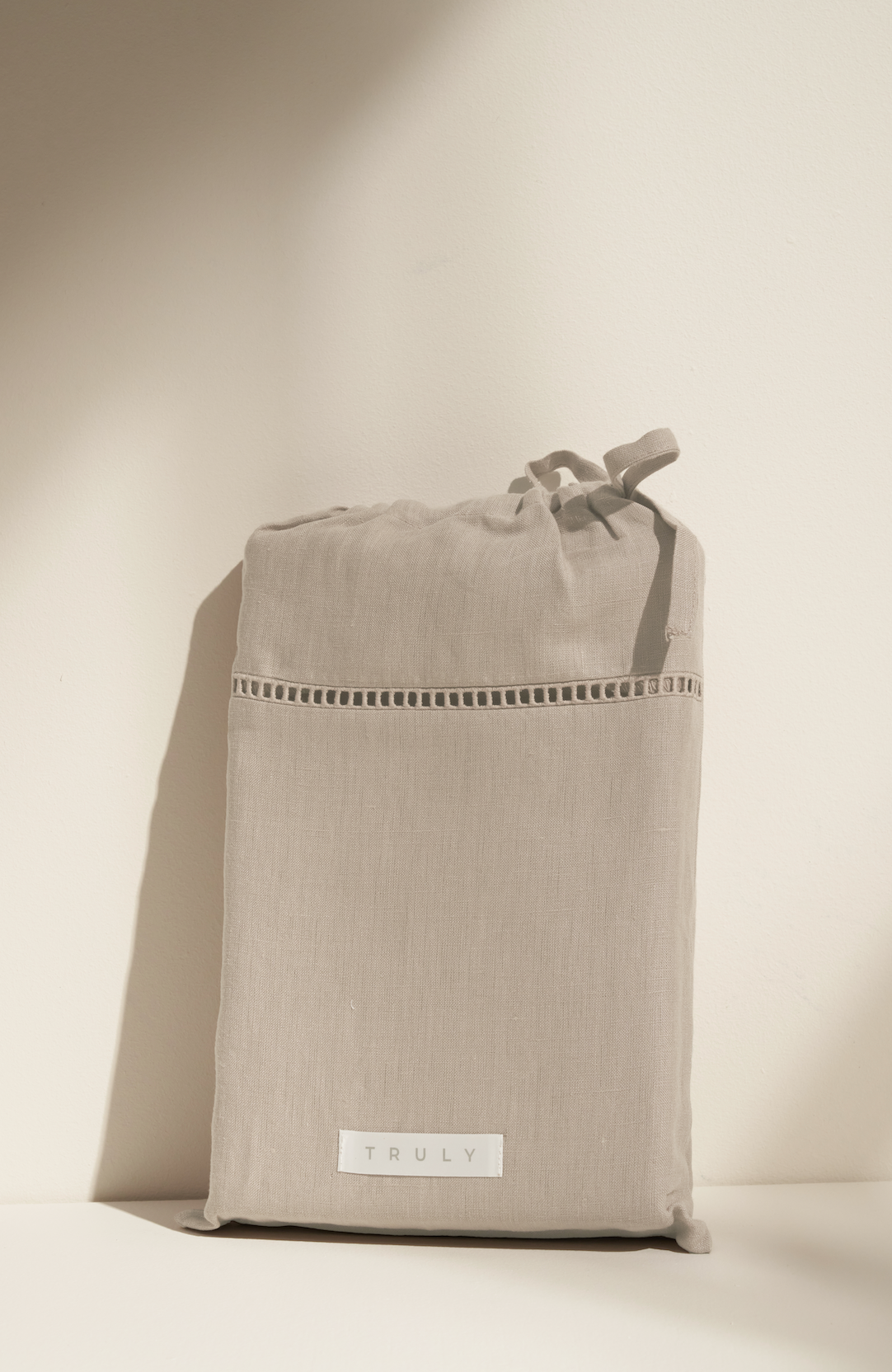 TRULY LIFESTYLE TAUPE PURE LINEN PILLOWCASE IN DUST BAG