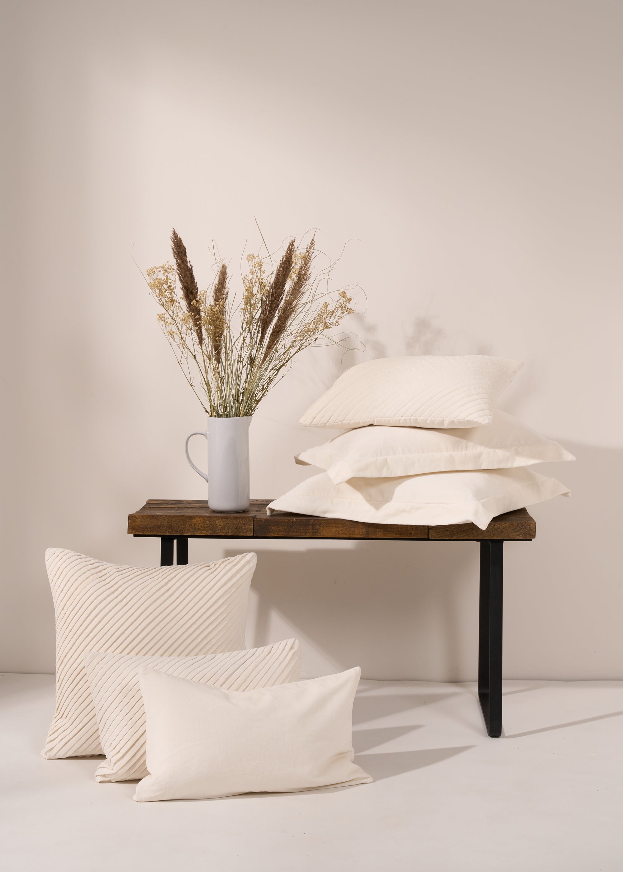 Cream Velvet Flange Square Cushion