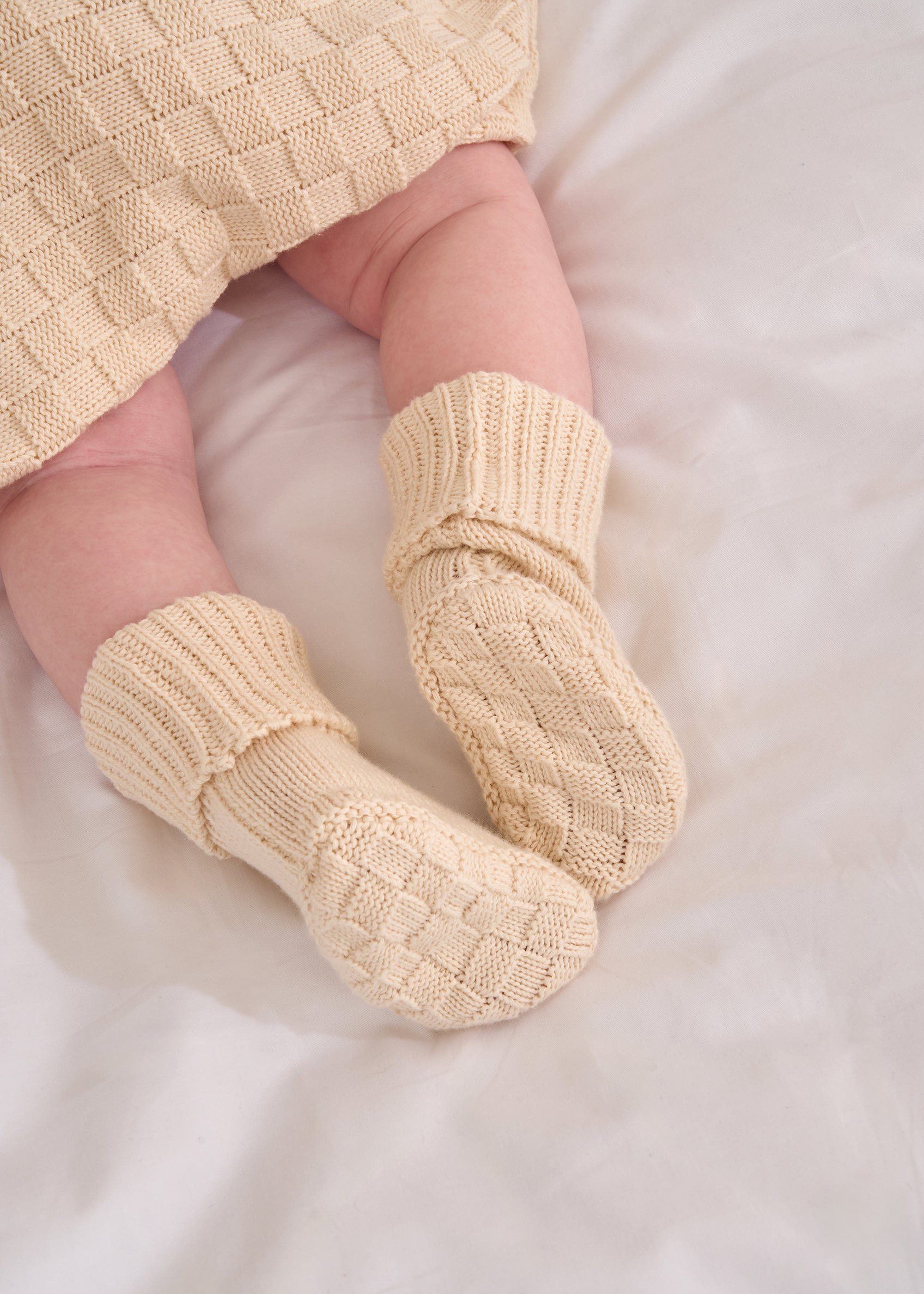 Oat Knitted Baby Booties