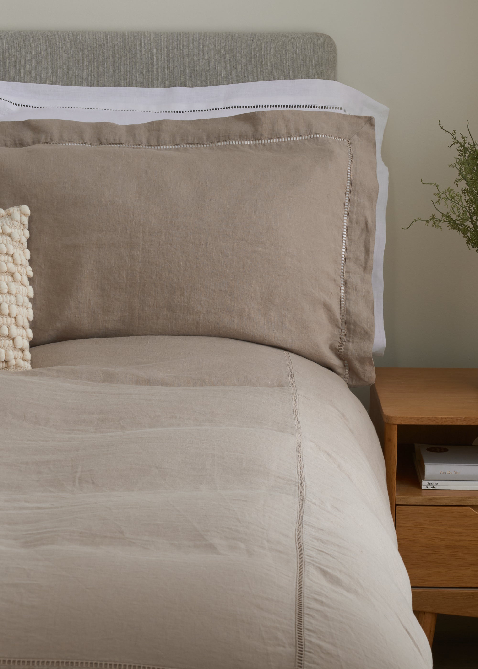 TRULY LIFESTYLE TAUPE PURE LINEN PILLOWCASE ON BED
