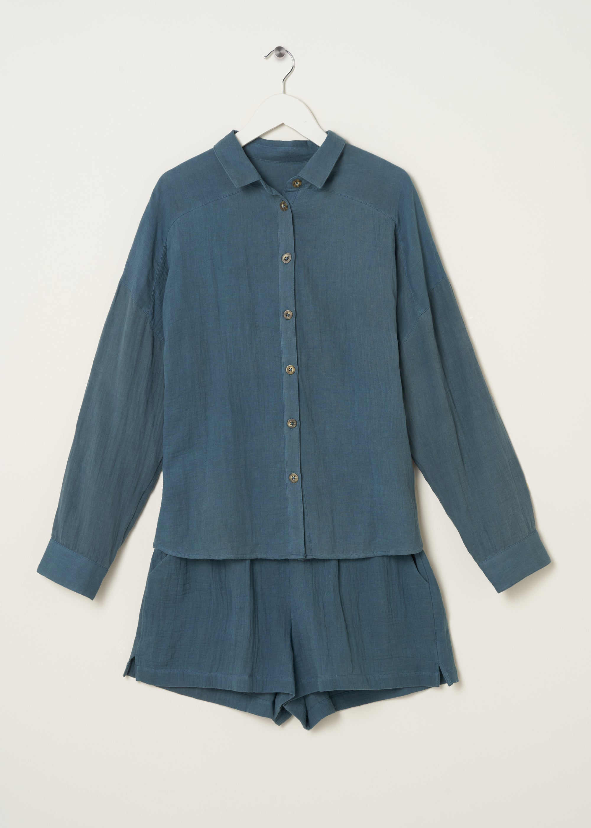 TRULY LIFESTYLE BLUE COTTON CHEESECLOTH WOMENS SHIRT AND SHORT SETS ON HANGER