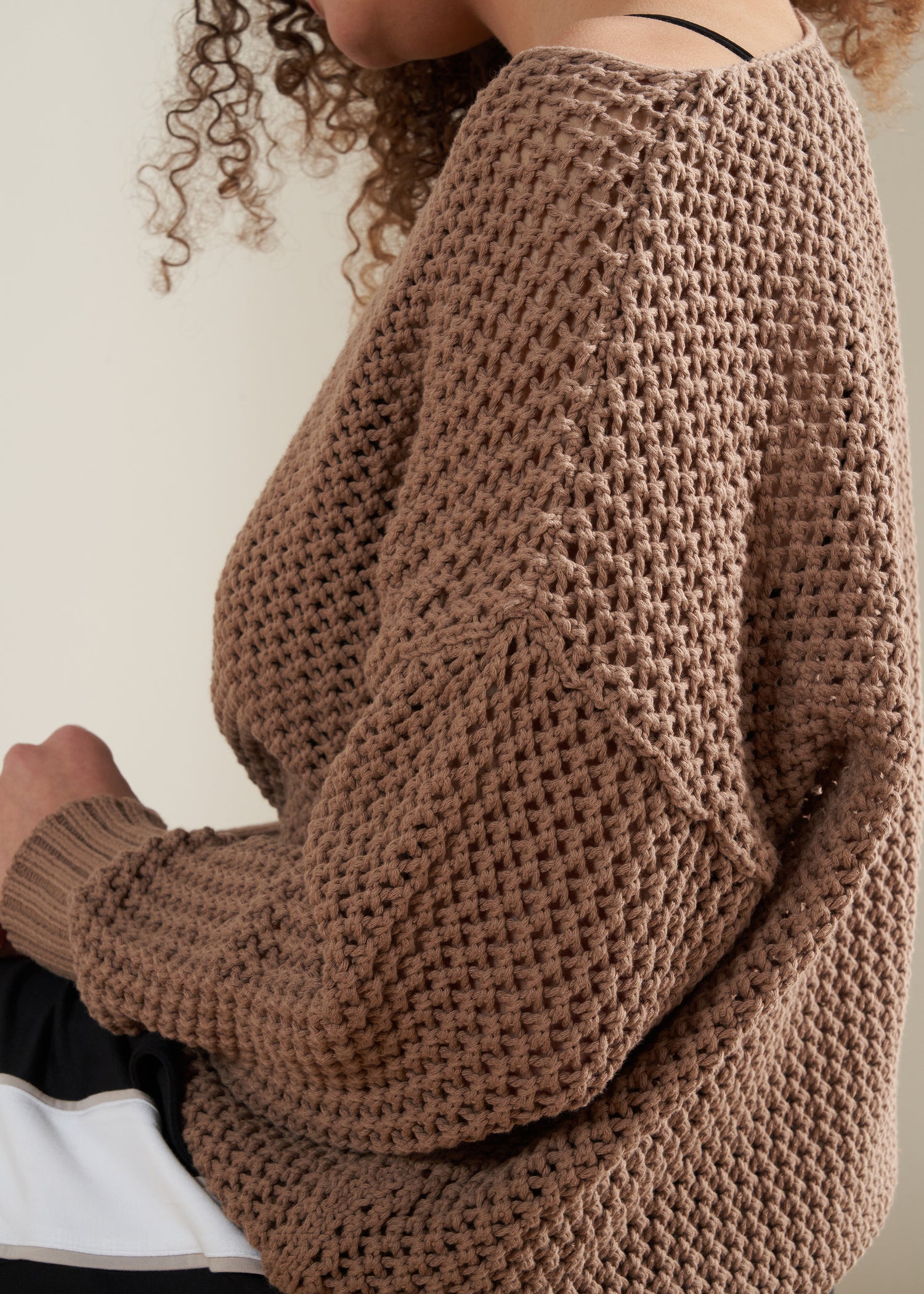 TRULY LIFESTYLE CAMEL BROWN MESH WOMENS JUMPER ON MODEL CLOSE UP OF SHOULDER