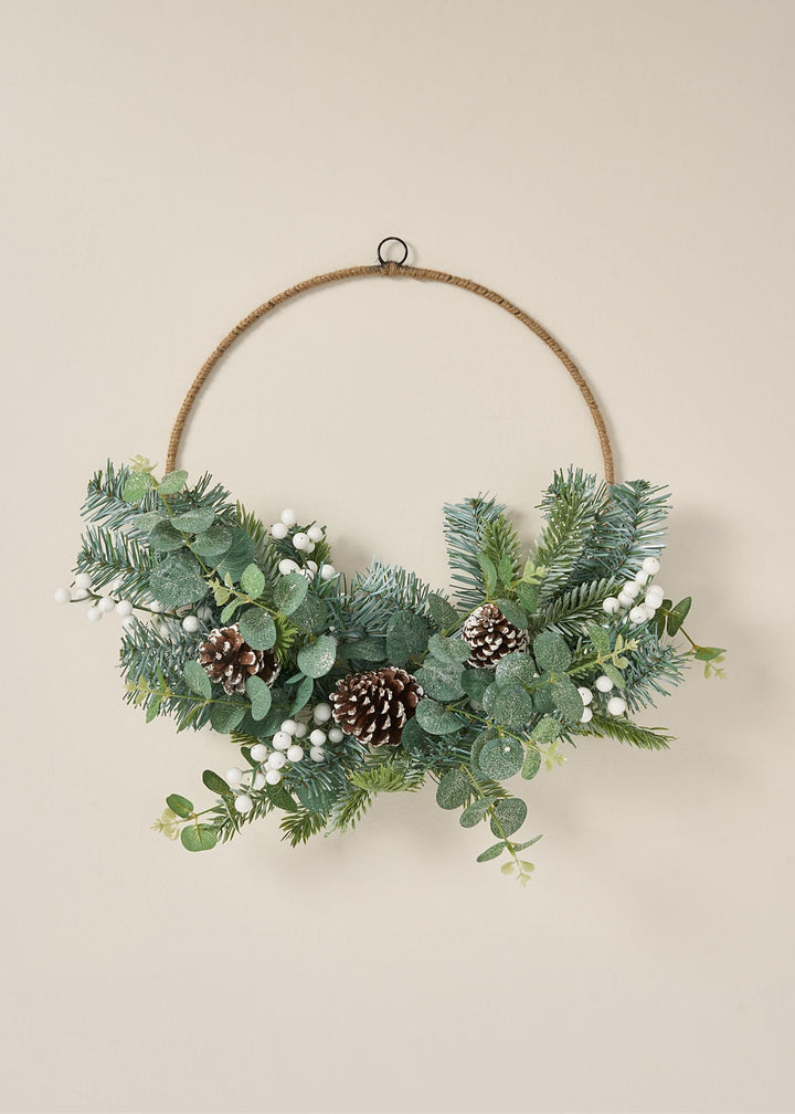 TRULY LIFESTYLE HALF EUCALYPTUS CHRISTMAS WREATH  WITH WHITE BERRIES