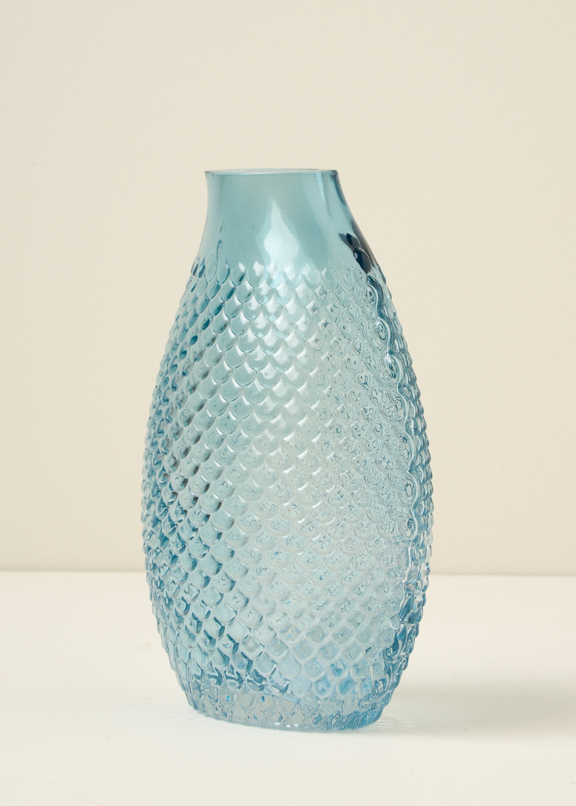 TRULY LIFESTYLE IGHT BLUE BOBBLE VASE
