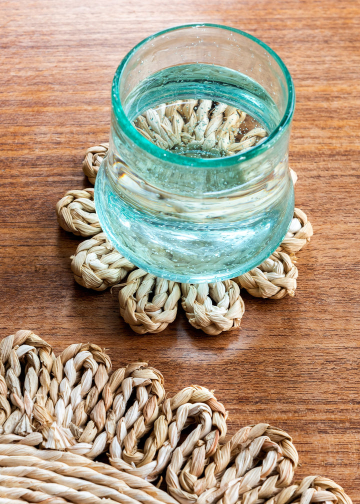TRULY LIFESTYLE HUSK COASTER NATURAL WITH GLASS ON