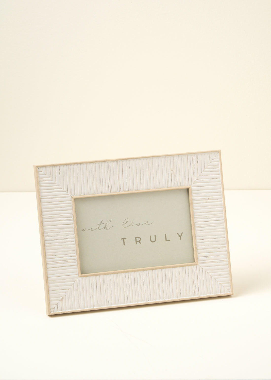 TRULY LIFESTYLE RATTAN STYLE PHOTO FRAMES HORRIZONTAL 