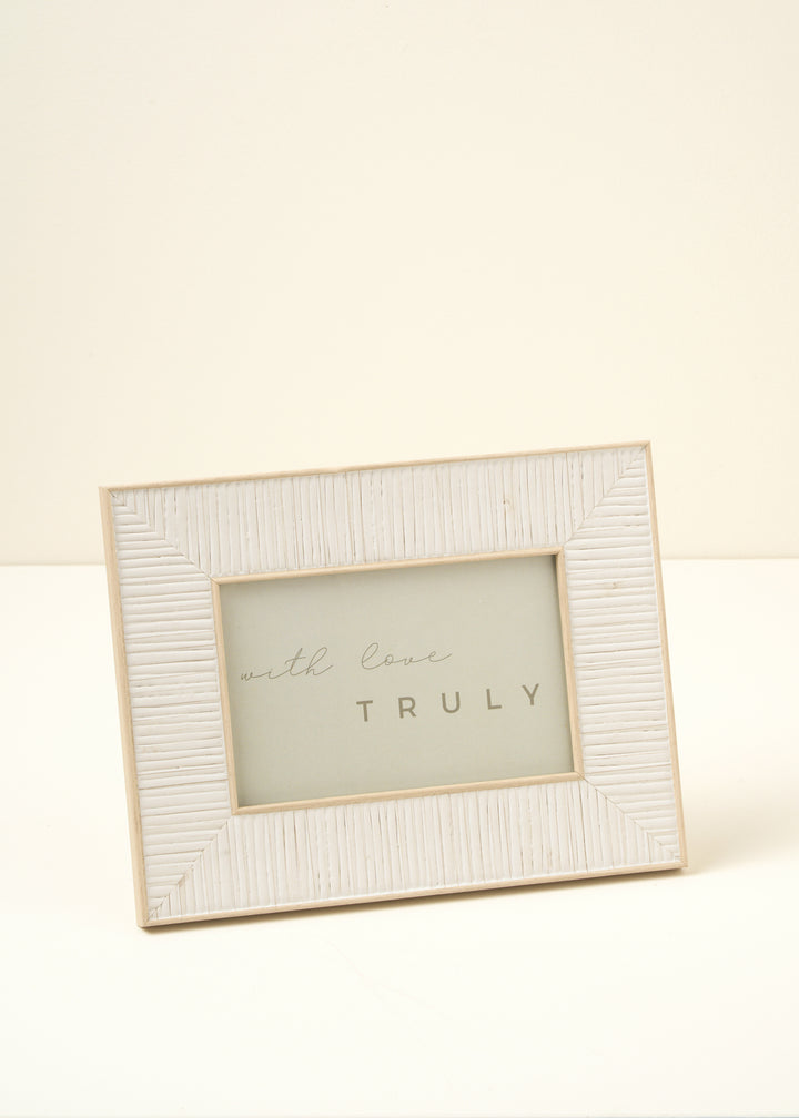 TRULY LIFESTYLE RATTAN STYLE PHOTO FRAMES HORRIZONTAL 