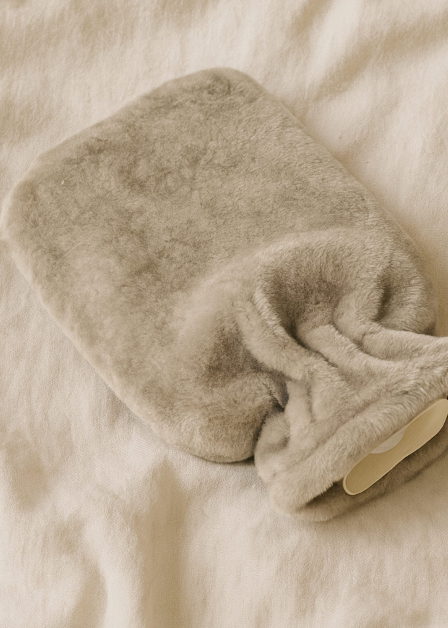 BEIGE SHEEPSKIN HOT WATER BOTTLE