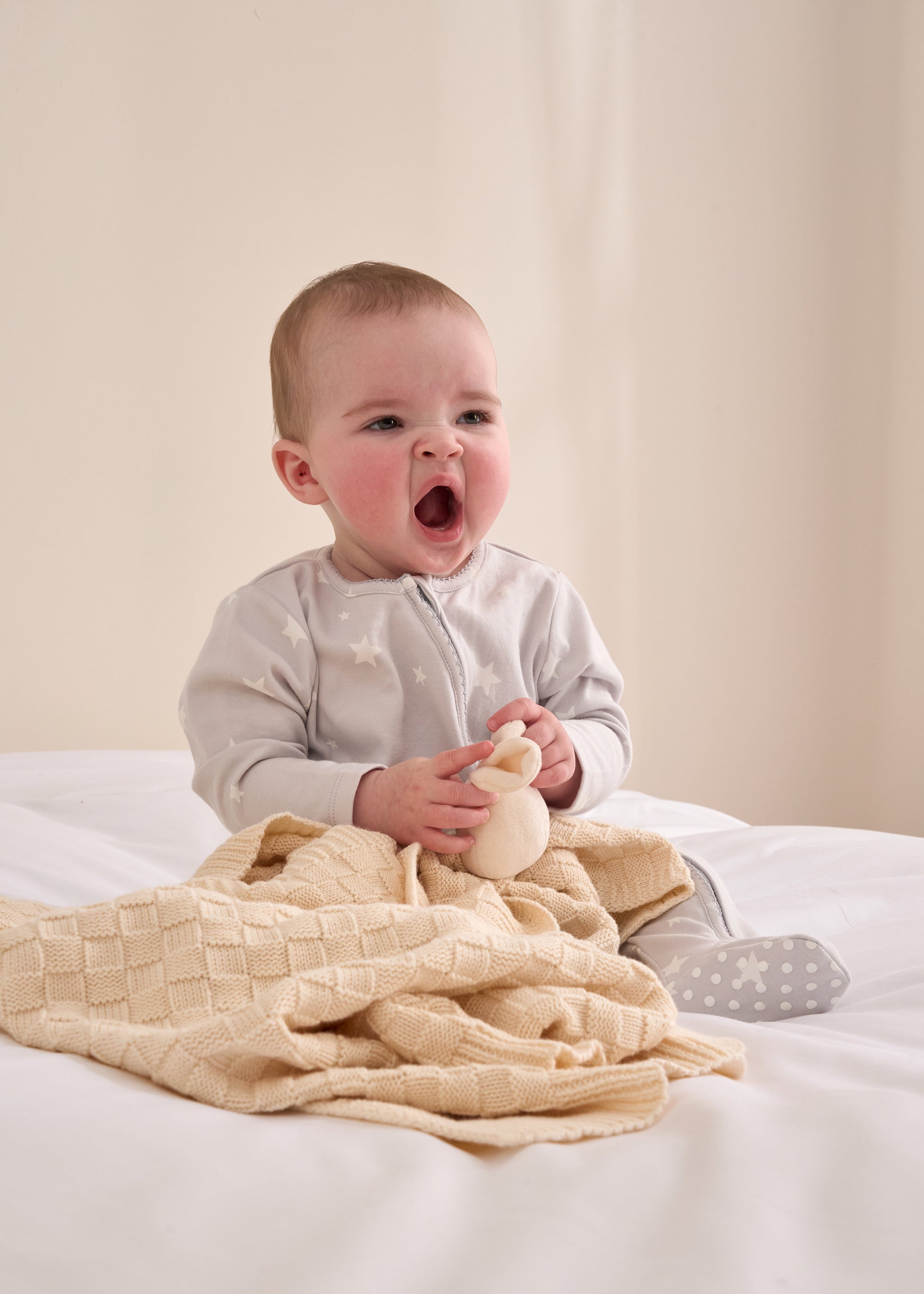 Oat Cotton Knitted Bunny Baby Comforter
