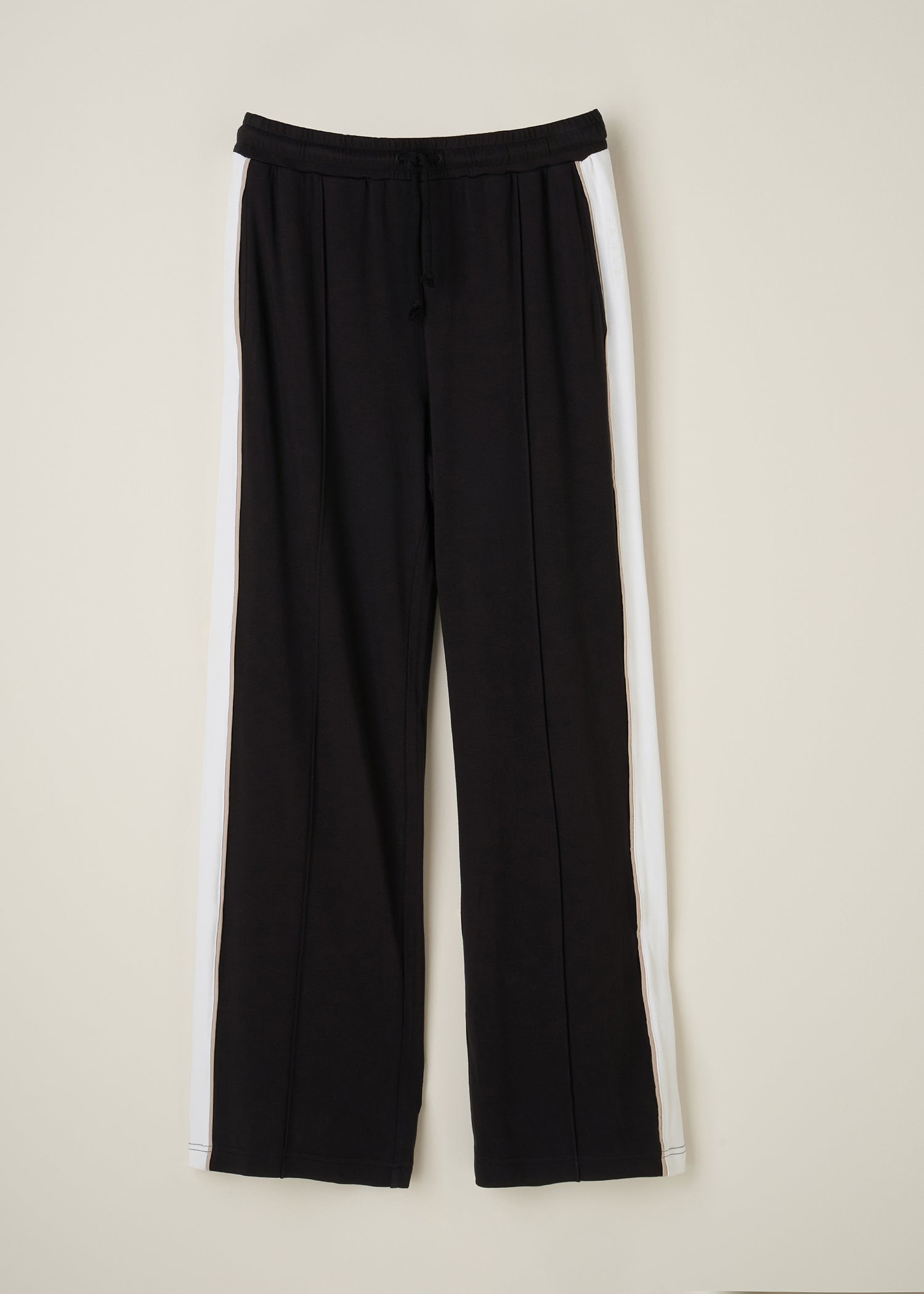 Black Bamboo Wide Legged Jogger | Truly Lifestyle