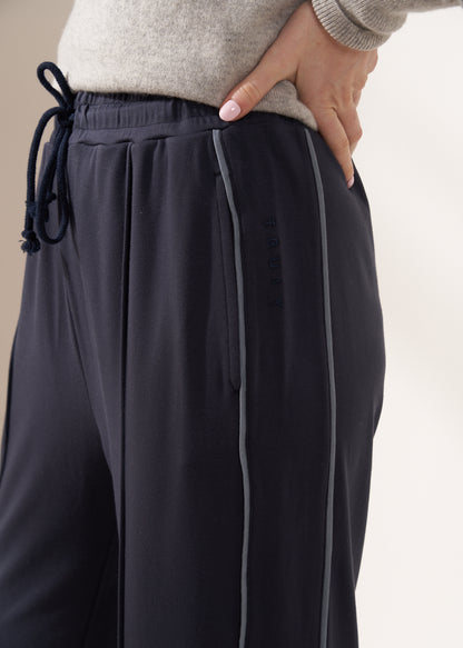 NAVY BLUE BAMBOO WIDE LEGGED JOGGING BOTTOM CLOSE UP | TRULY LIFESTYLE