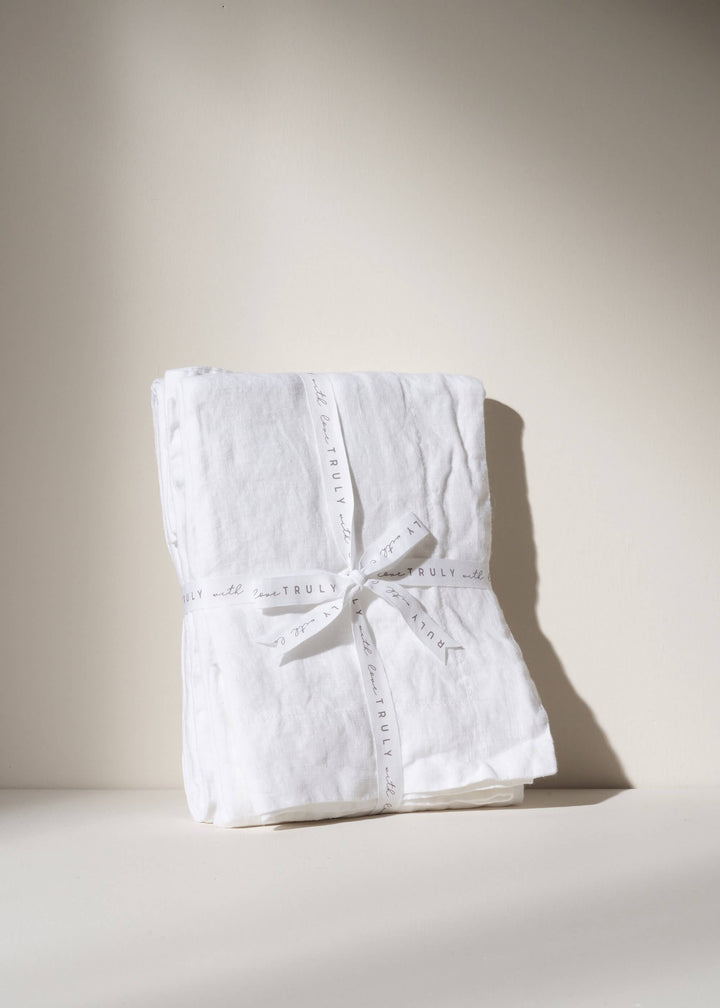 WHITE LINEN HOUSEWIFE PILLOWCASES FOLDED | TRULY LIFESTYLE