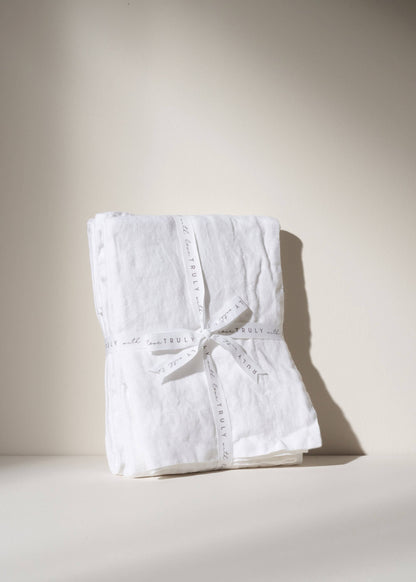 WHITE LINEN HOUSEWIFE PILLOWCASES FOLDED | TRULY LIFESTYLE