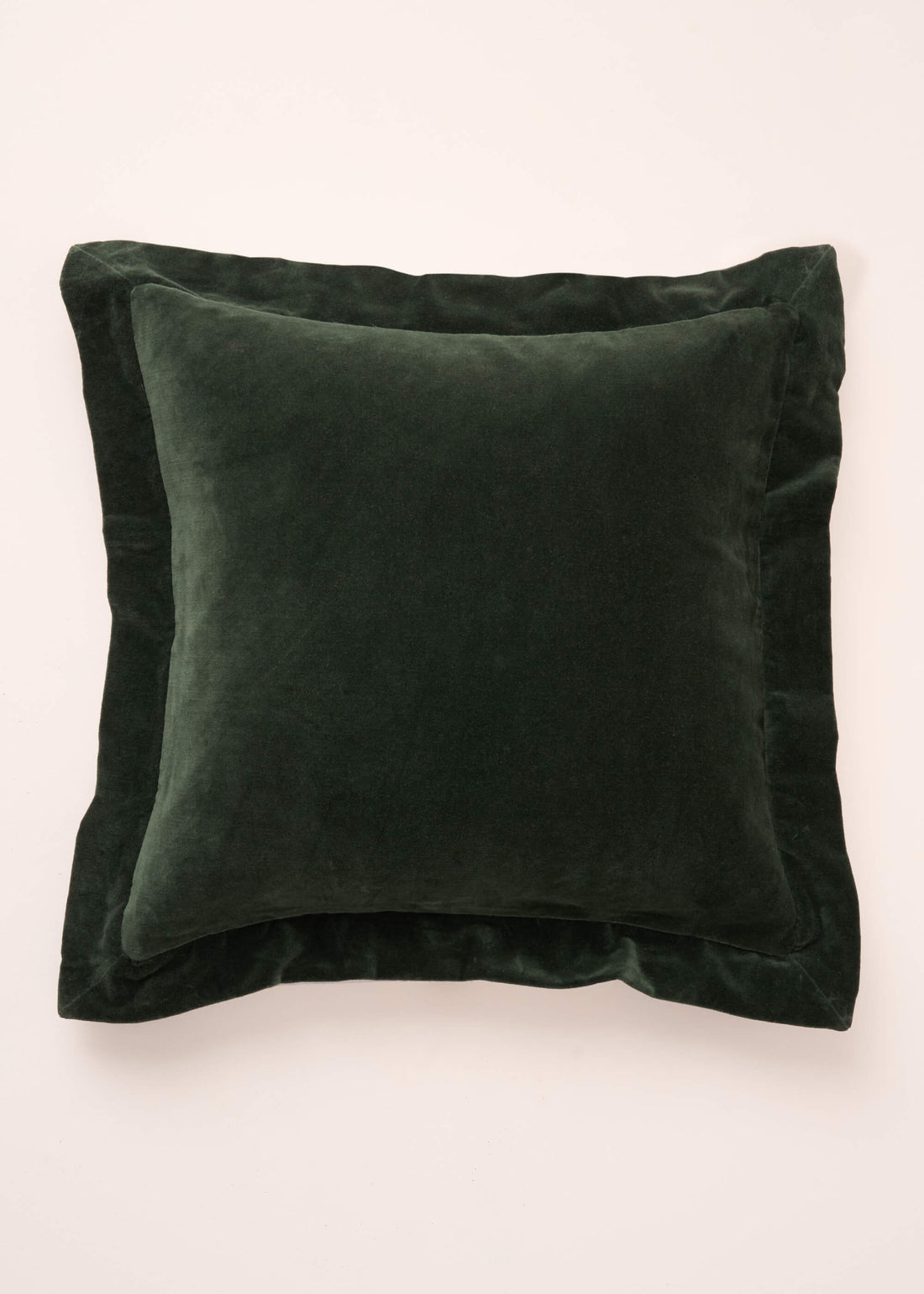 TRULY LIFESTYLE EMERALD GREEN VELVET SQUARE CUSHION