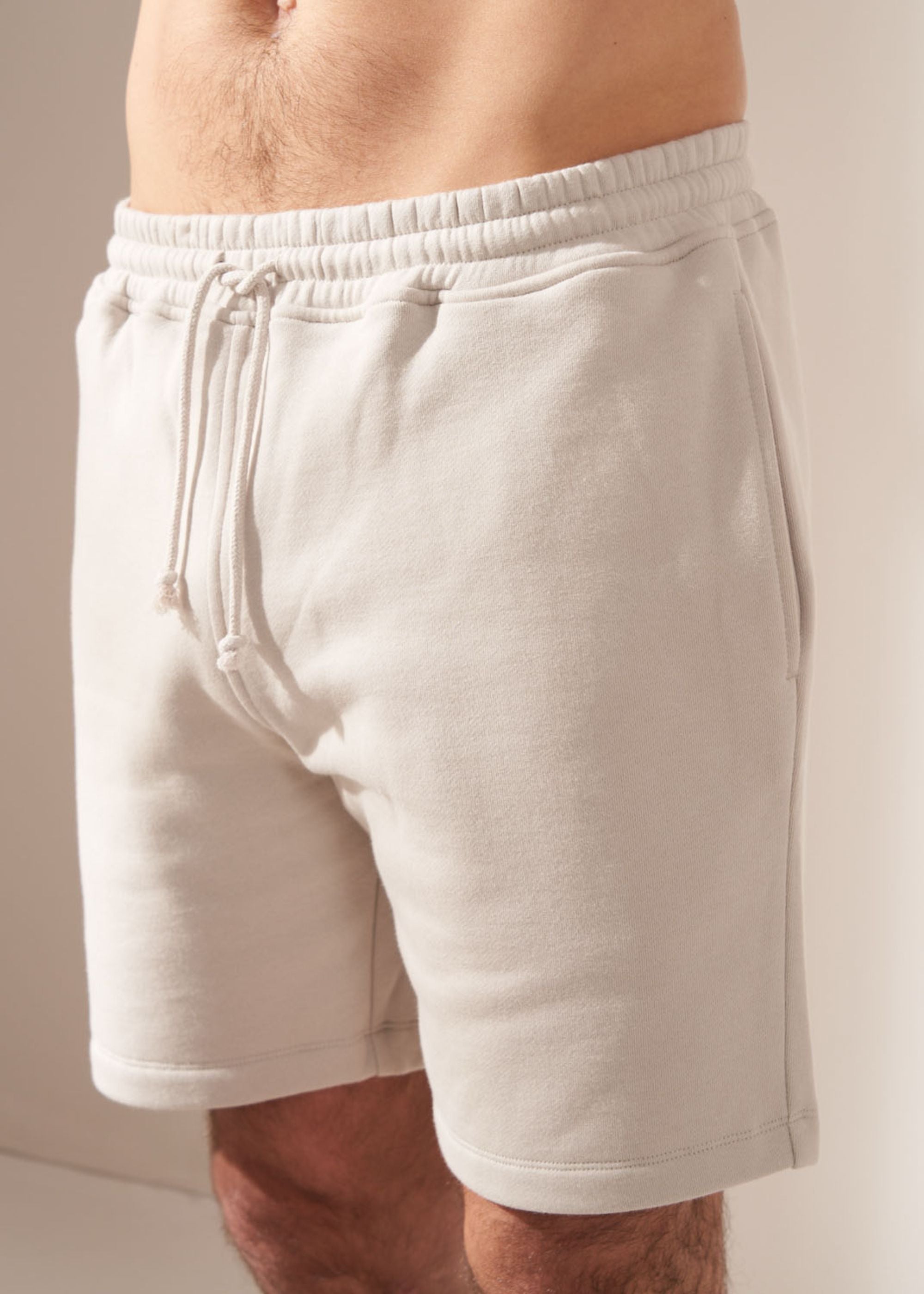 Mens cotton shorts outlet with elasticated waist