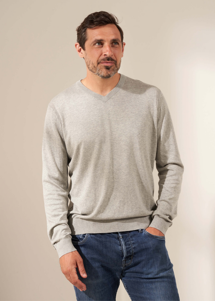 Truly Lifestyle Mens Fine Knit Grey V Neck Jumper On Model With Jeans